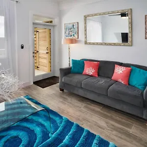 https://scotland-villa-2.comcaribbean.com